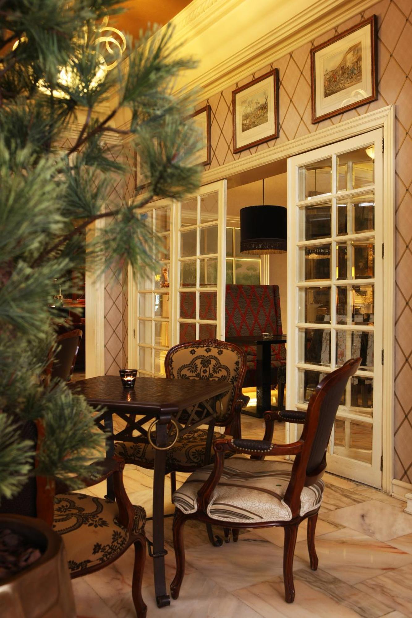 Plaza - Heritage Collection - Avenida Lizbona